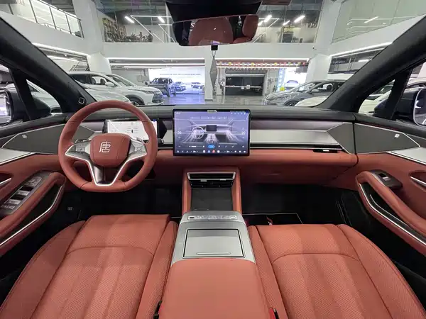 BYD Tang L 2026