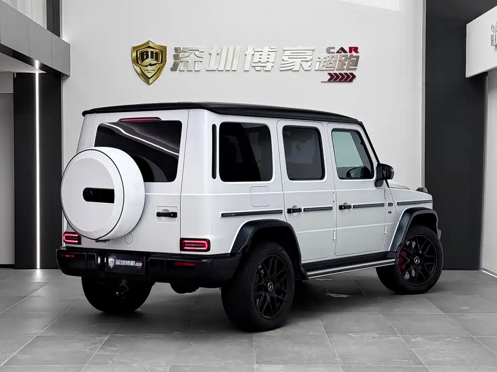 Mercedes-Benz G-Class 2023 — фото 11