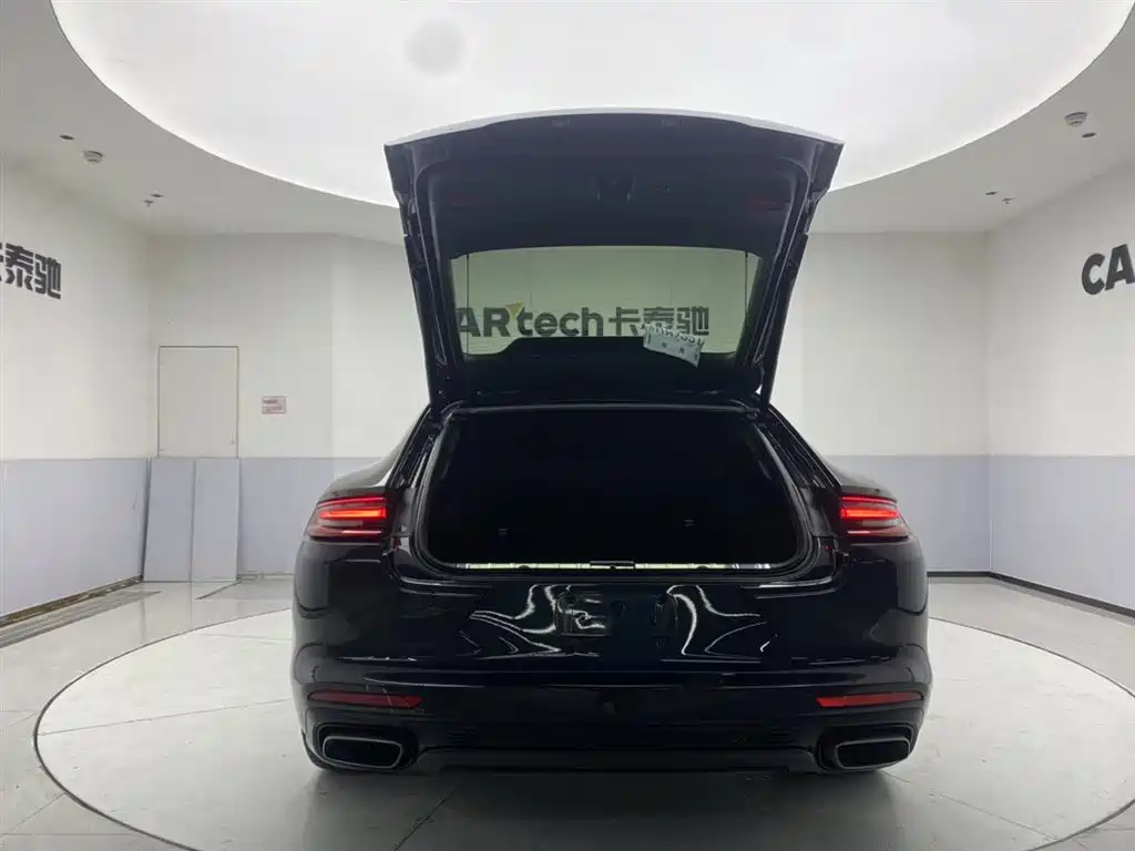 Porsche Panamera 2021 — фото 29