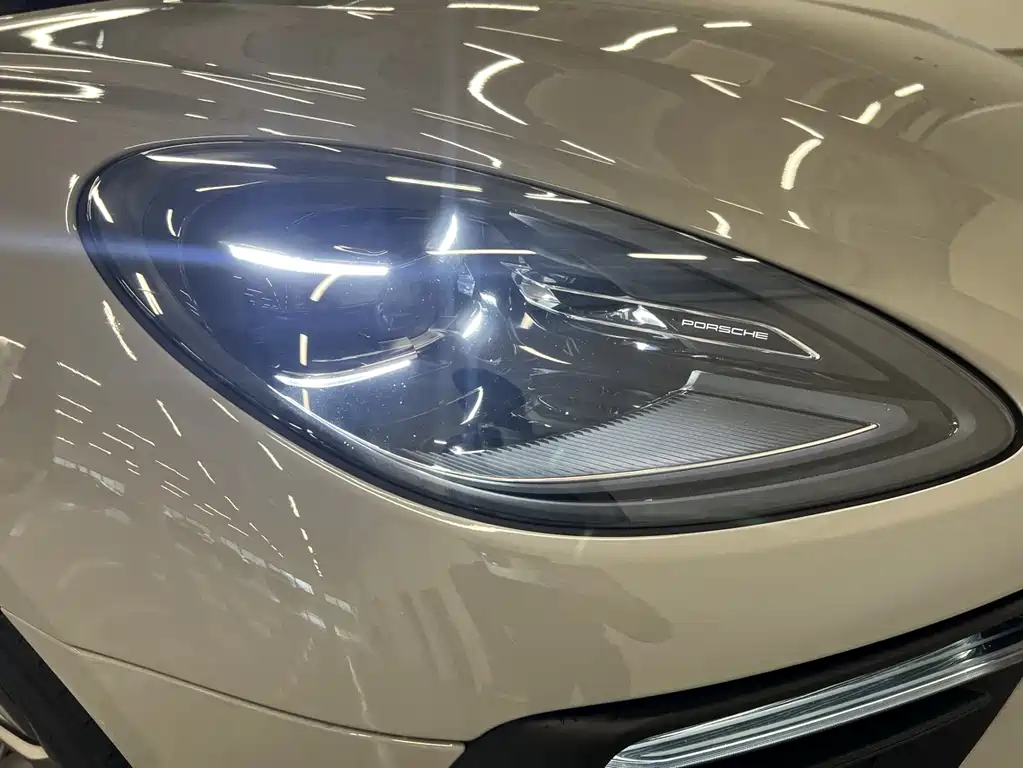 Porsche Macan 2023 — фото 12