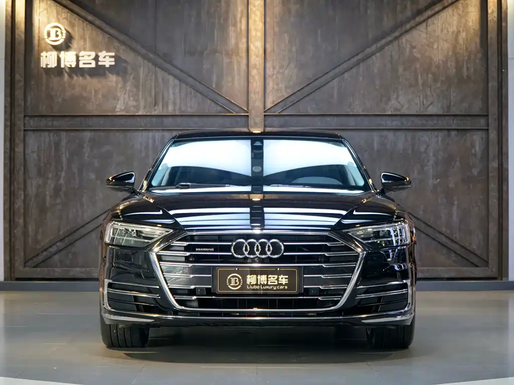 Audi A8 2022 — фото 2