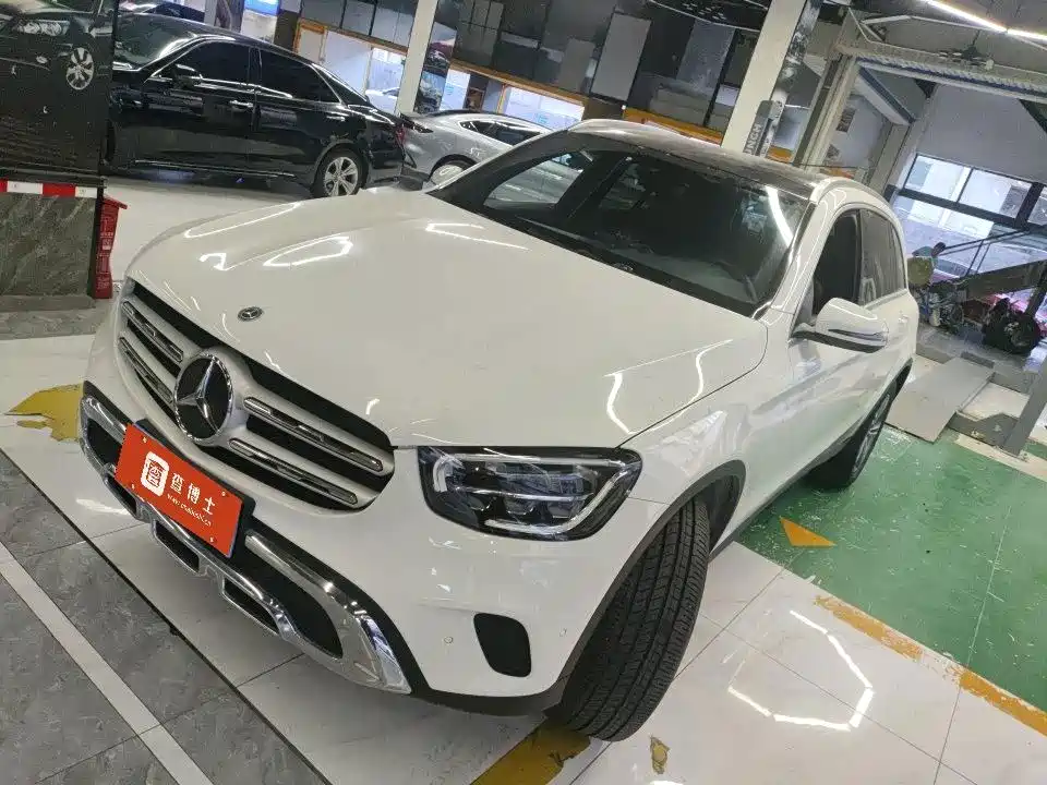 Mercedes-Benz GLC 2021