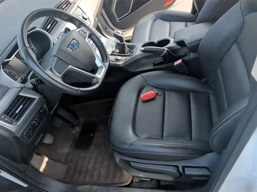 Geely Emgrand GS 2016 — фото 15