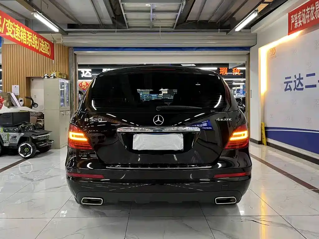 Mercedes-Benz R-Class 2017 — фото 4