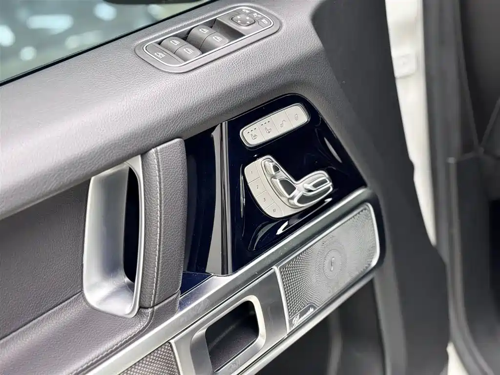 Mercedes-Benz G-Class 2020 — фото 15
