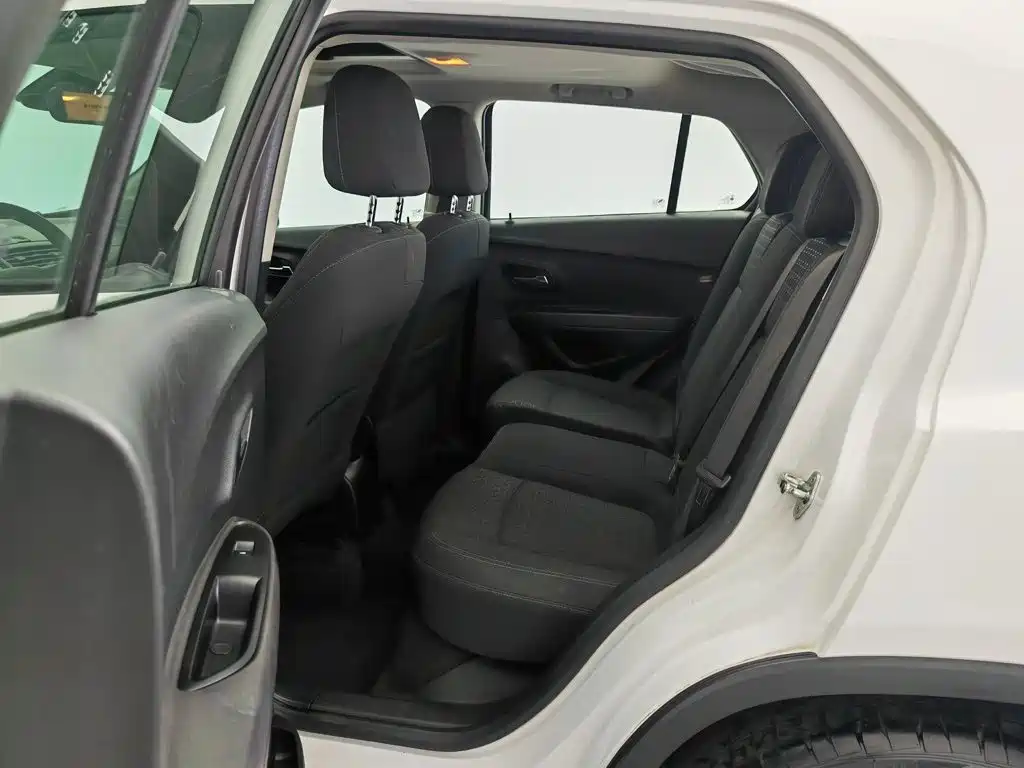 Chevrolet Trax 2016 — фото 15