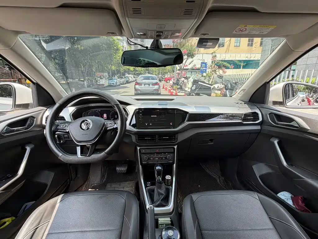Volkswagen T-Cross 2020 — фото 13