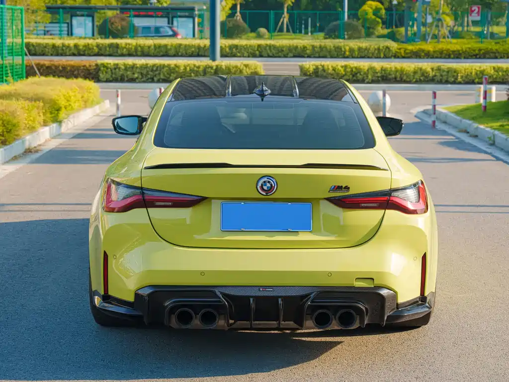 BMW M4 2024 — фото 6