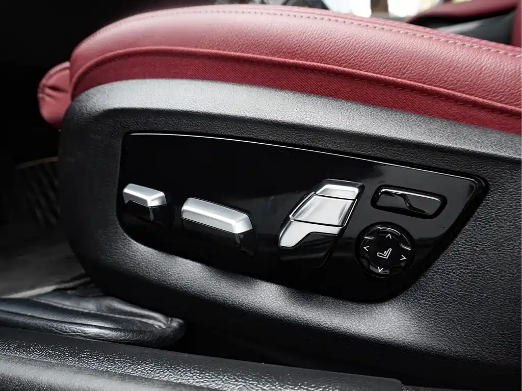 BMW 5 Series 2022 — фото 13