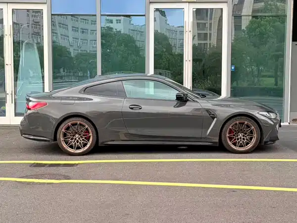BMW M4 2024