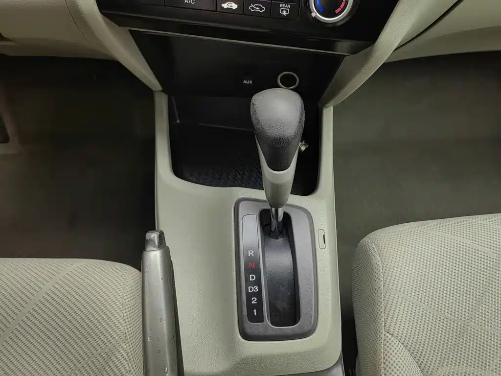 Honda Civic 2012 — фото 13
