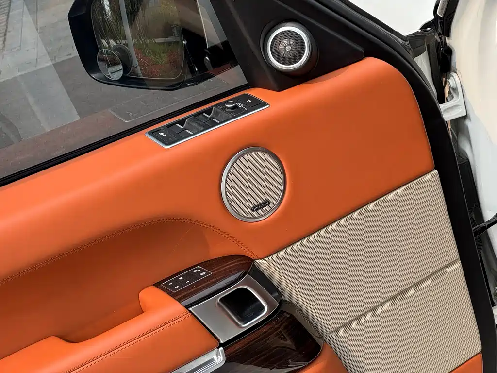 Land Rover Range Rover 2017 — фото 17