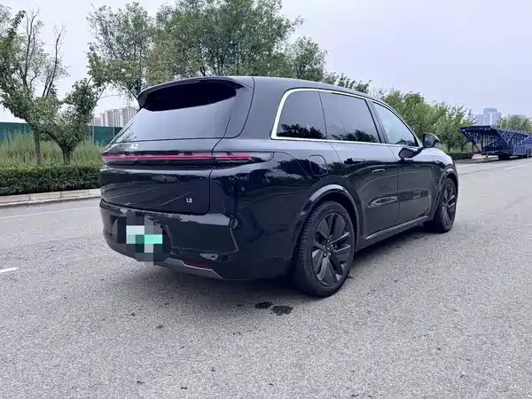 Li Auto L8 2024