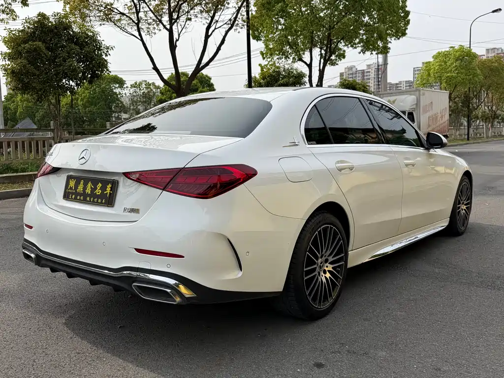 Mercedes-Benz C-Class 2023 — фото 9