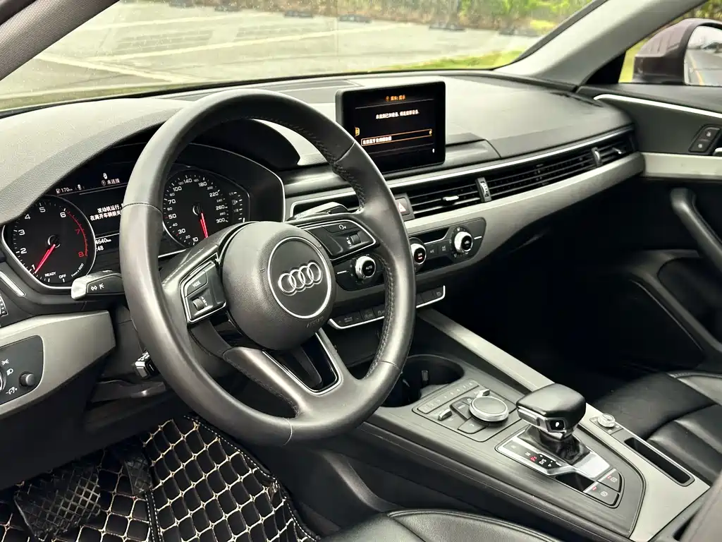 Audi A4L 2019 — фото 9