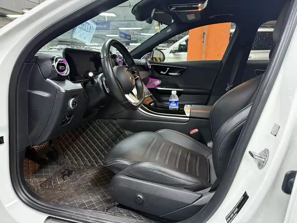 Mercedes-Benz C-Class 2022