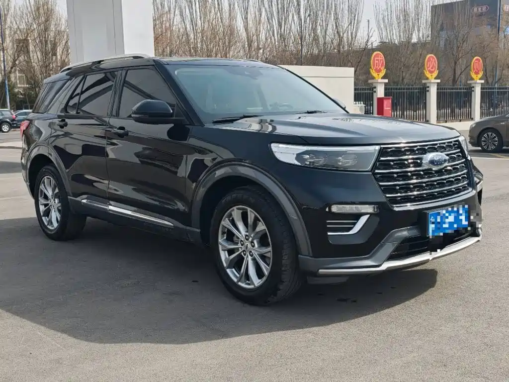 Ford Explorer 2020 — фото 3