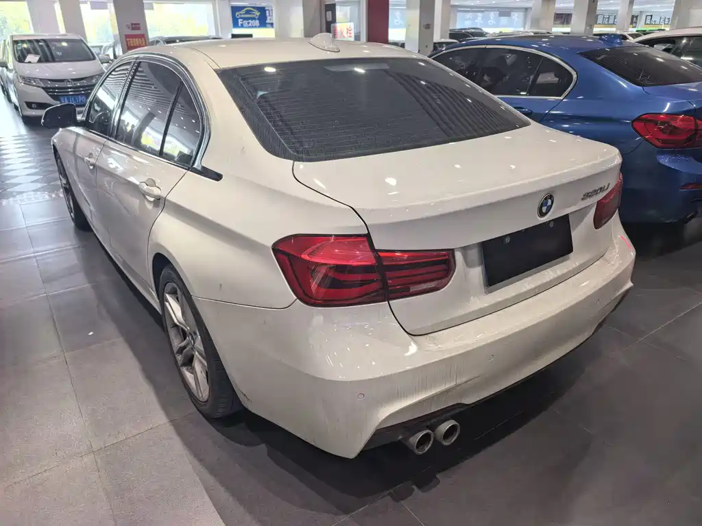 BMW 3 Series 2018 — фото 4