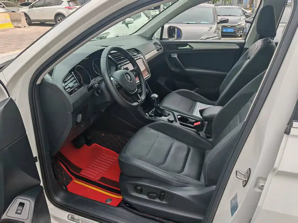Volkswagen Tiguan L 2020