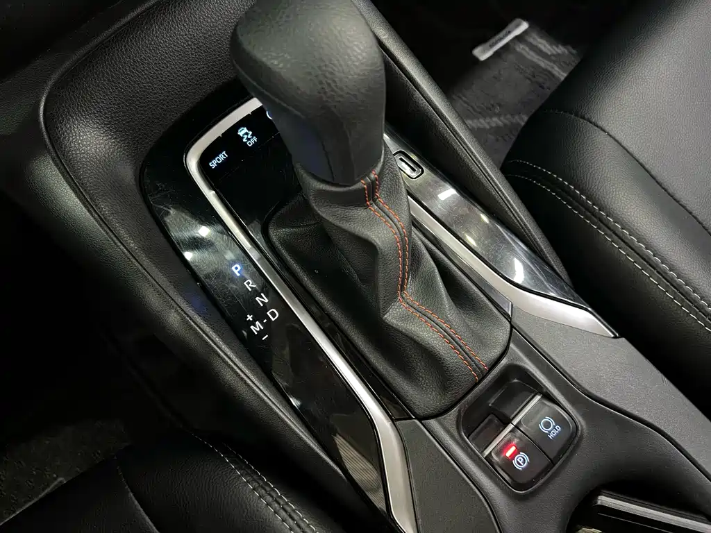 Toyota Corolla 2023 — фото 15