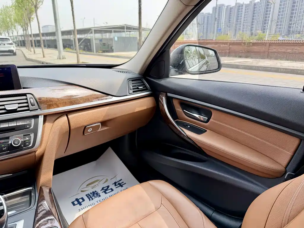BMW 3 Series 2014 — фото 17