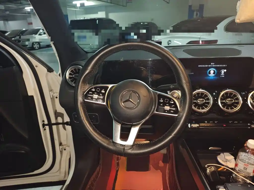 Mercedes-Benz GLB 2023 — фото 11