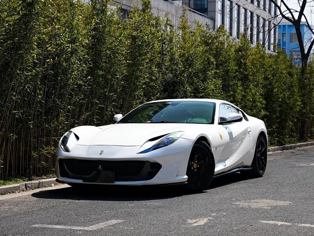 Ferrari 812 2018 — фото 1