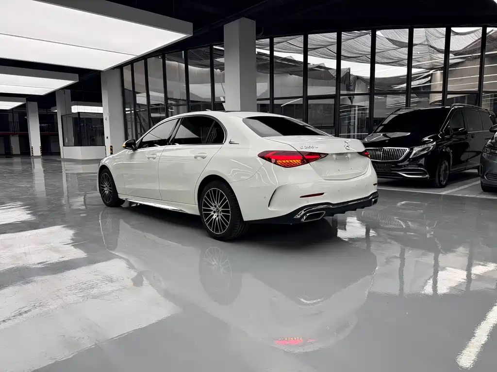 Mercedes-Benz C-Class 2022 — фото 17