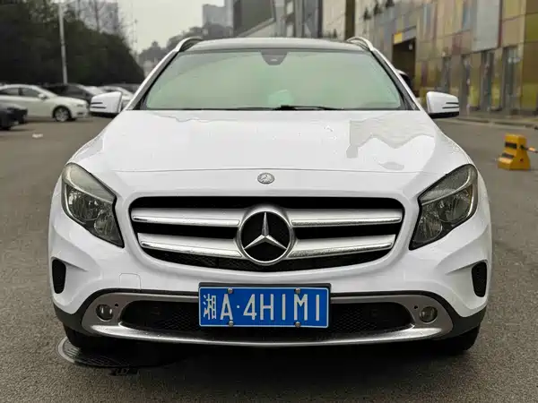 Mercedes-Benz GLA 2016