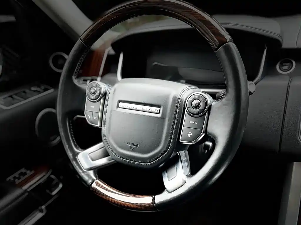 Land Rover Range Rover 2017 — фото 7
