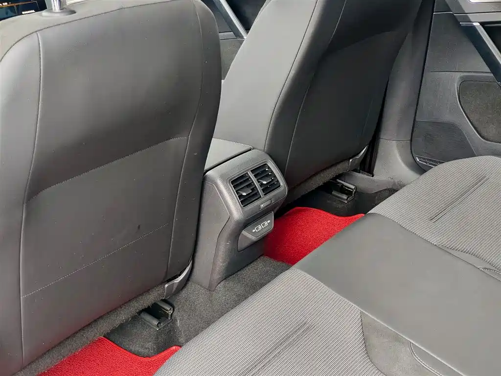 Volkswagen Golf 2020 — фото 9