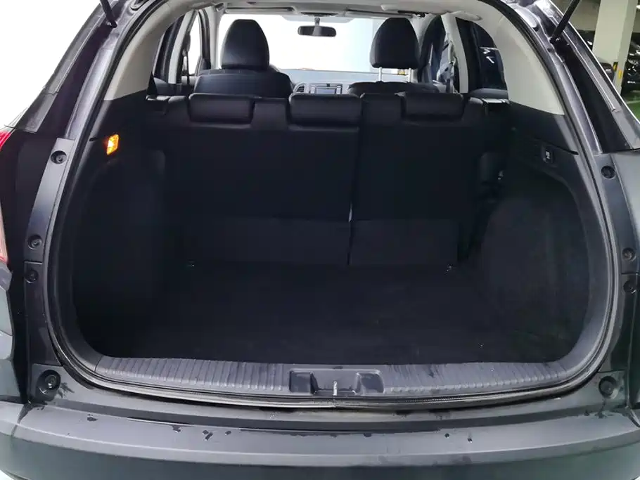 Honda Vezel 2016