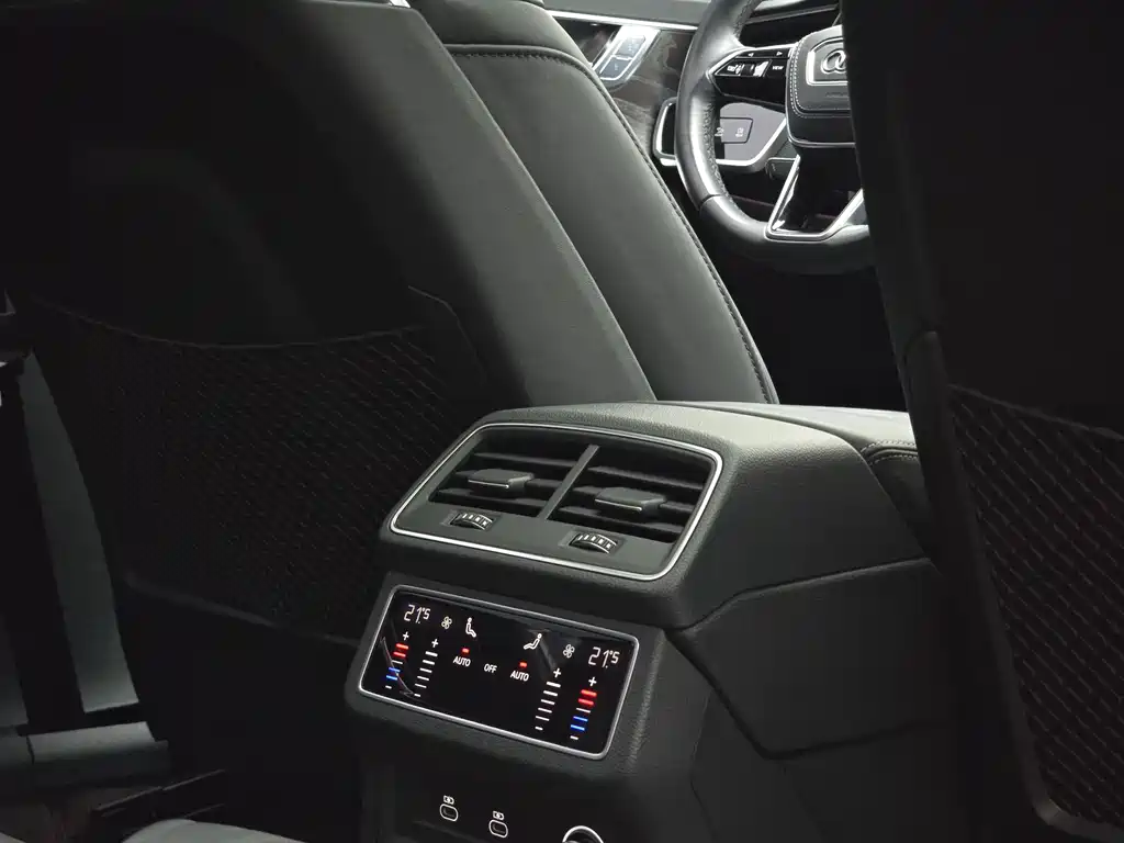Audi A6L 2023 — фото 15