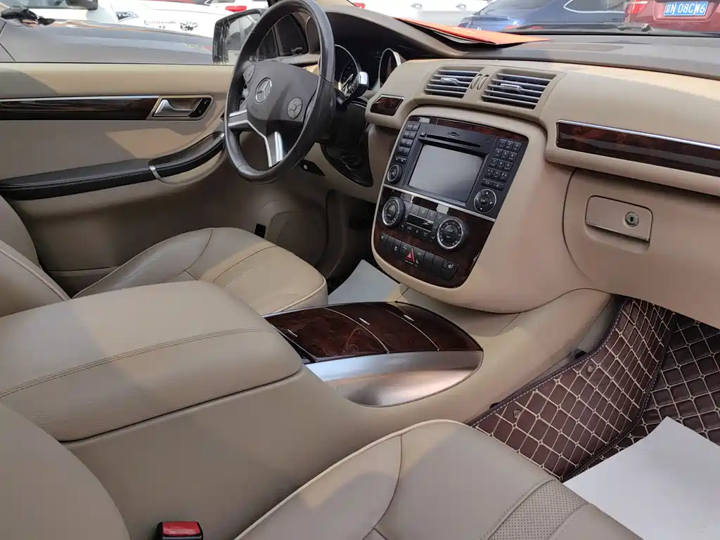 Mercedes-Benz R-Class 2012 — фото 10