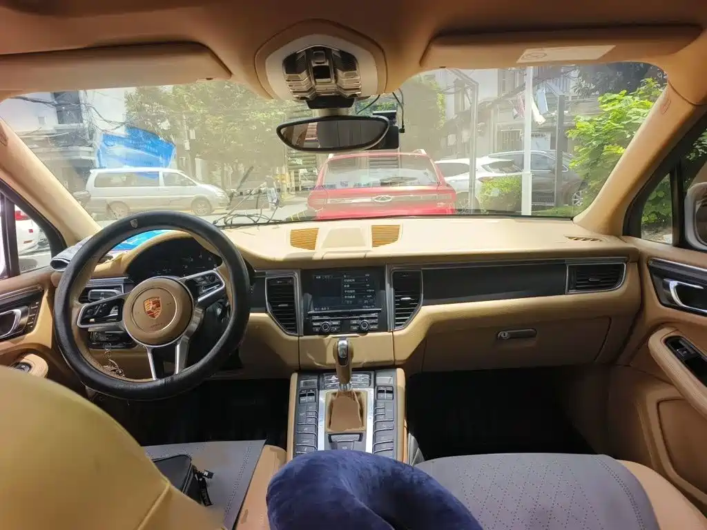 Porsche Macan 2015 — фото 13