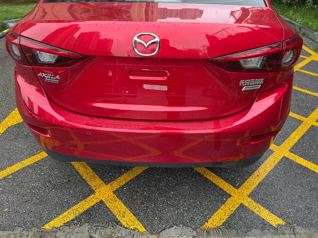 Mazda 3 Axela 2019 — фото 14