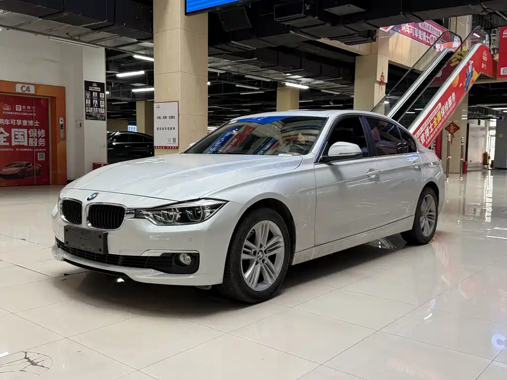 BMW 3 Series 2017 — фото 10