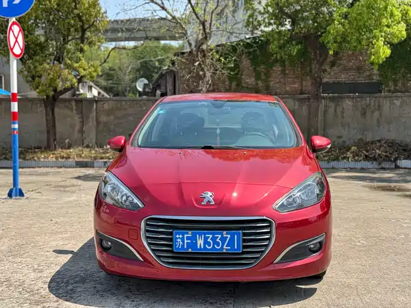 Peugeot 308 2014