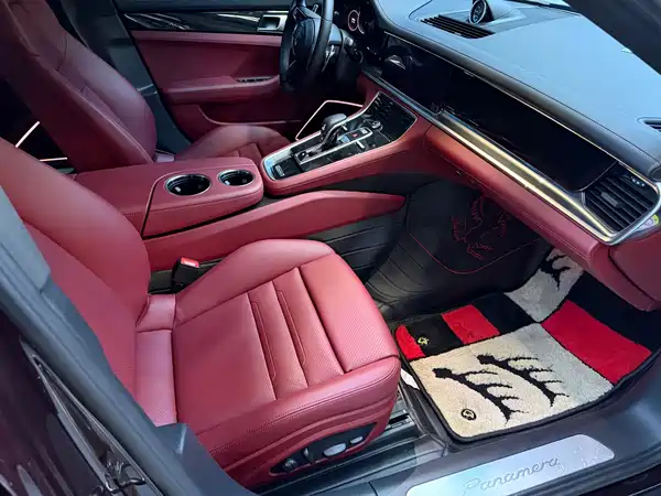 Porsche Panamera 2023