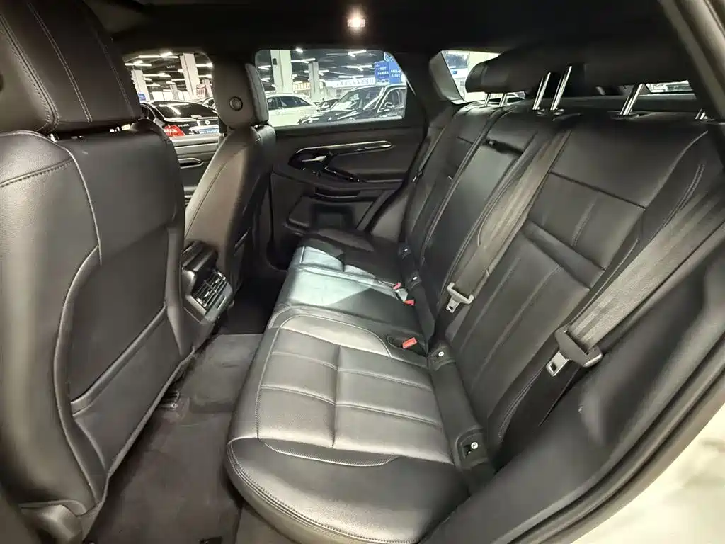 Land Rover Evoque 2020 — фото 21