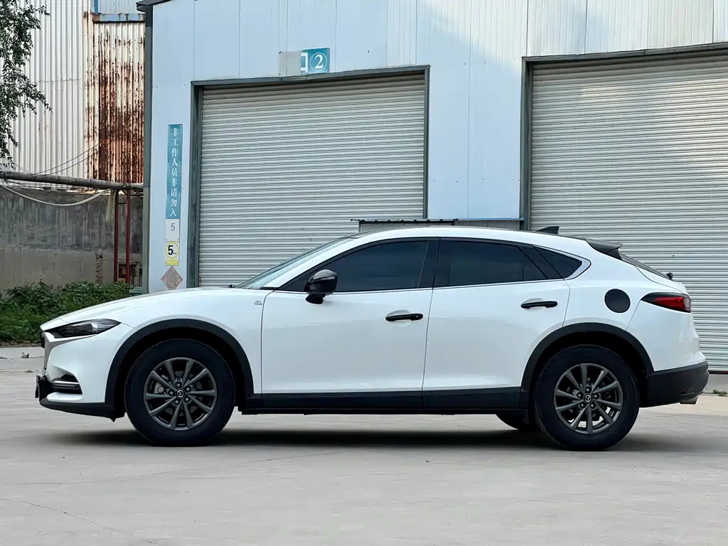 Mazda CX-4 2020