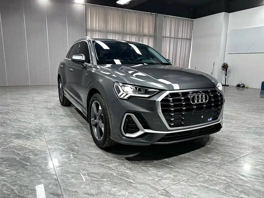 Audi Q3 2023 — фото 3