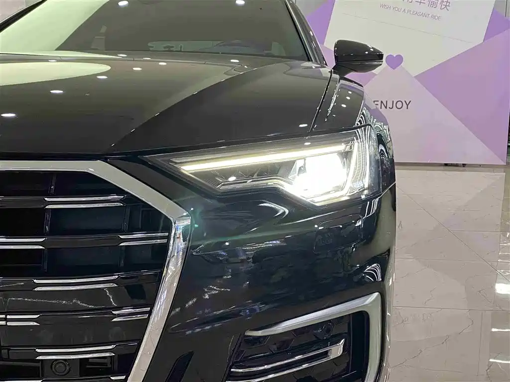 Audi A6L 2023 — фото 4