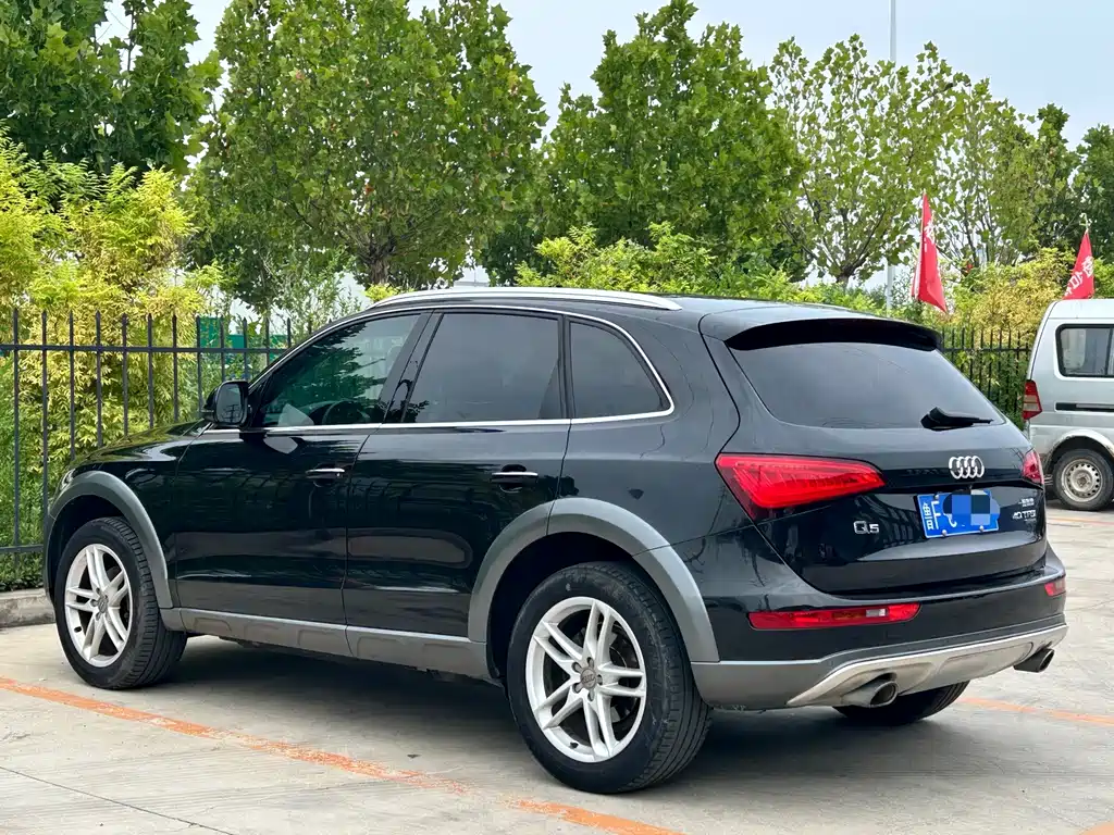 Audi Q5 2018 — фото 14
