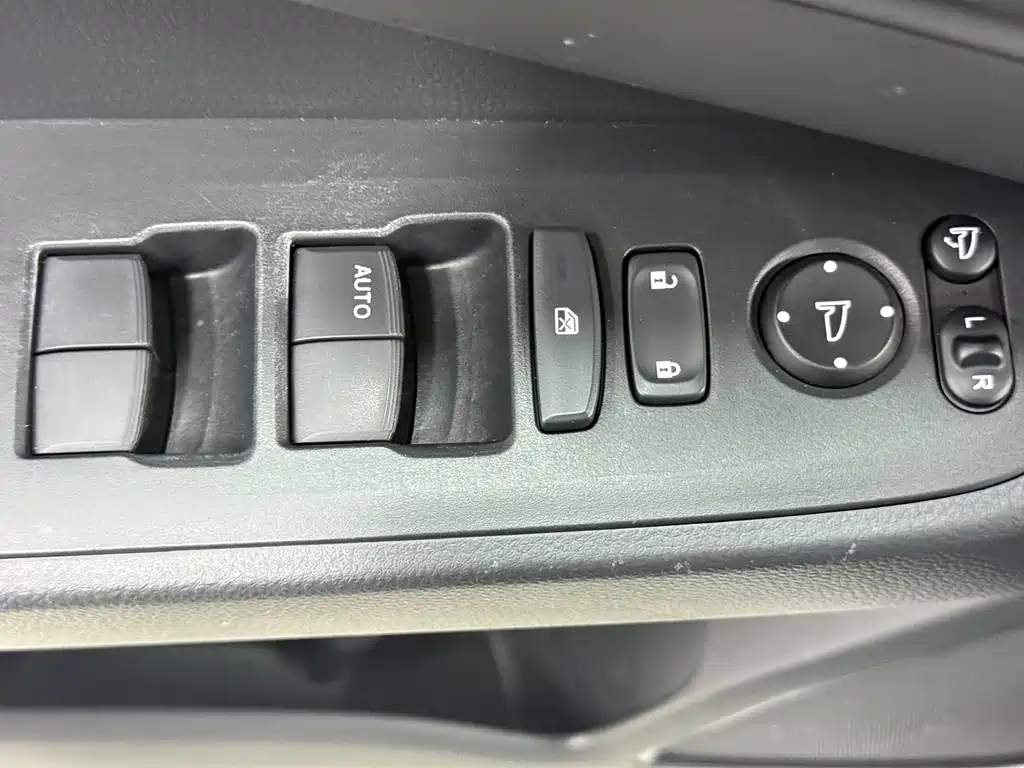 Honda Vezel 2023 — фото 16