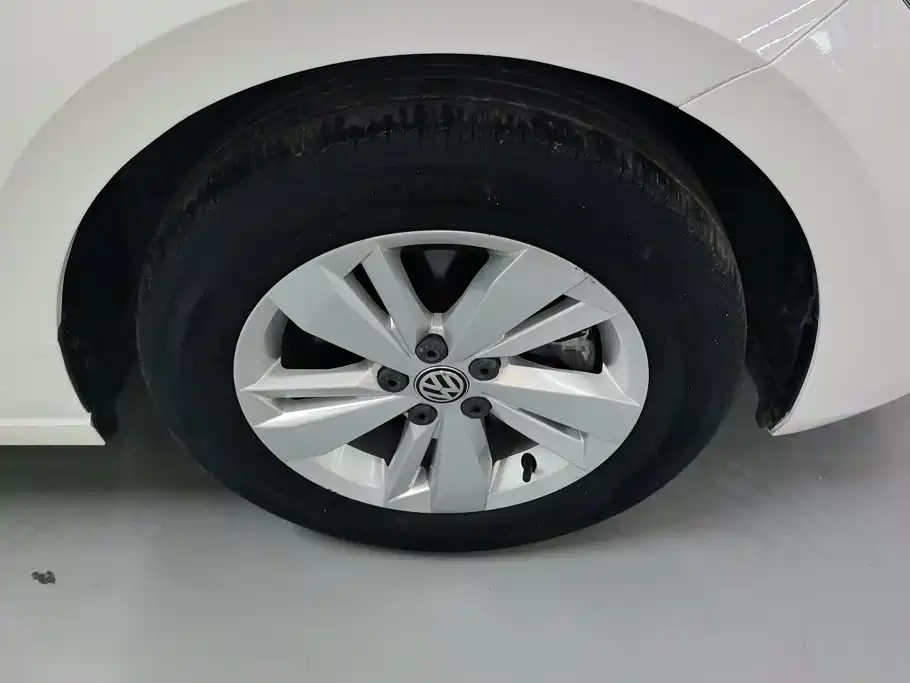 Volkswagen Polo 2021