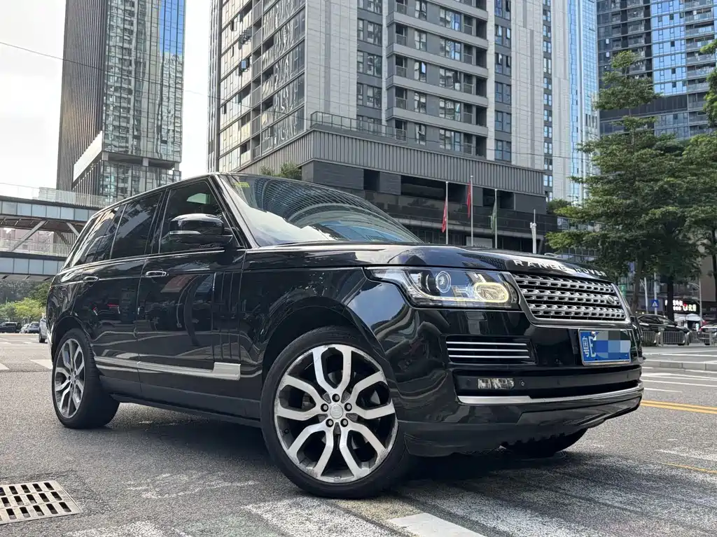 Land Rover Range Rover 2015 — фото 1