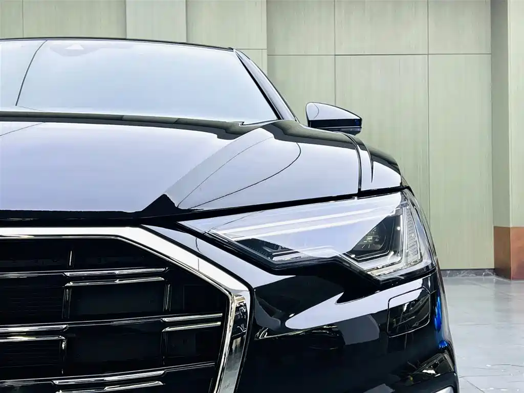 Audi A6L 2025