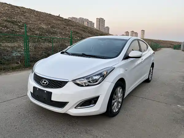 Hyundai Elantra Langdong 2017