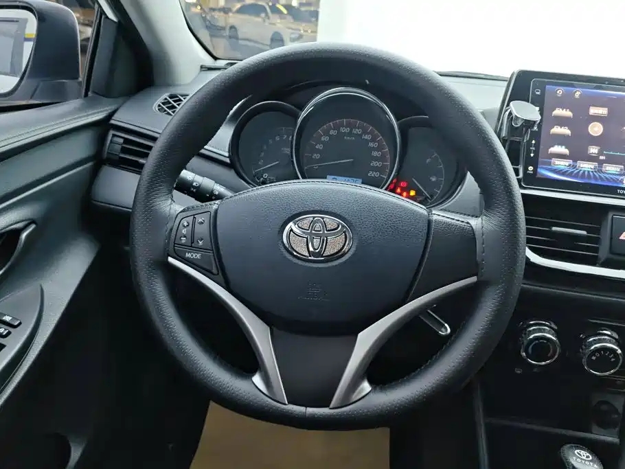 Toyota Vios FS 2023 — фото 15